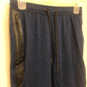 AE Men’s Joggers